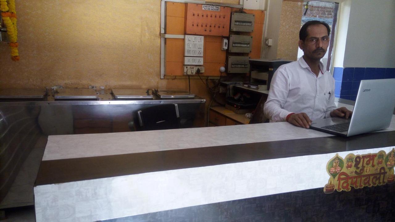 Hotel Sarang Lodge Panvel Eksteriør billede