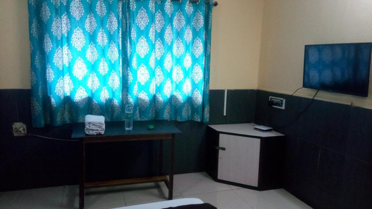 Hotel Sarang Lodge Panvel Eksteriør billede